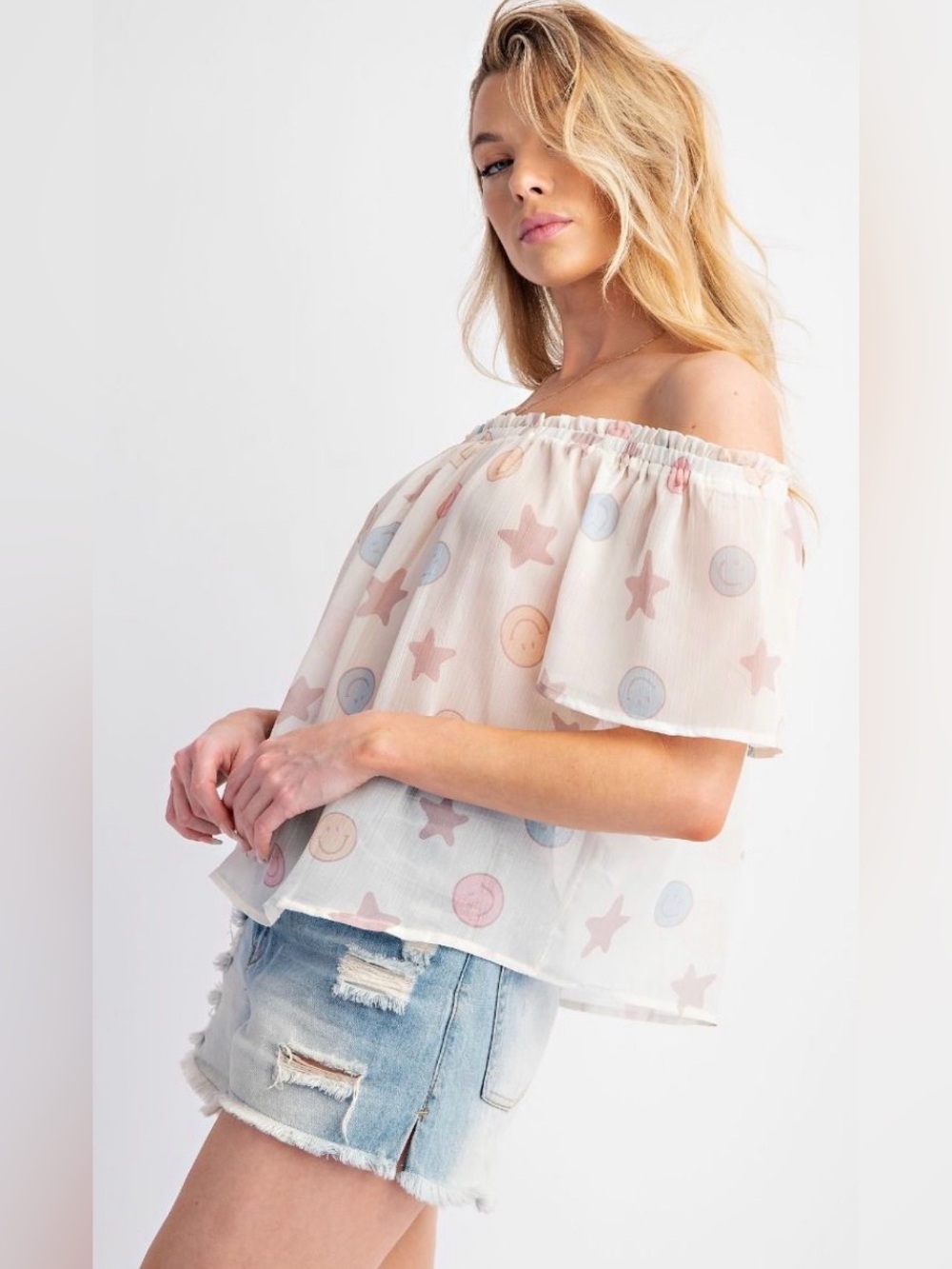 Easel Los Angeles Smiley Star Print Off Shoulder Blouse Pastel Size M NWT